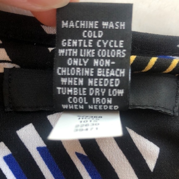 Nwot ALFANI Size 0X Bold Pattern 3/4 Dolman Sleeve Zip Front Professional Top - Picture 8 of 8